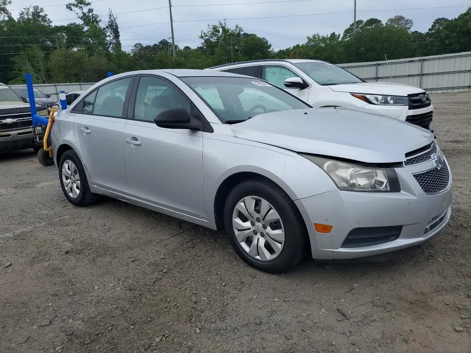 2014 CHEVROLET CRUZE LS  