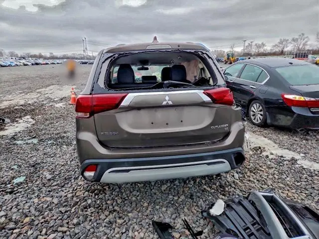 2019 MITSUBISHI OUTLANDER SE  