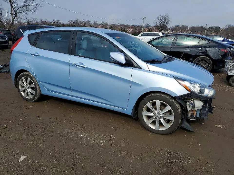 2013 HYUNDAI ACCENT   