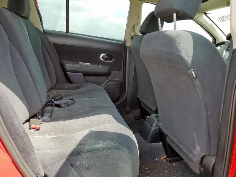 2012 NISSAN VERSA 1.8 S  
