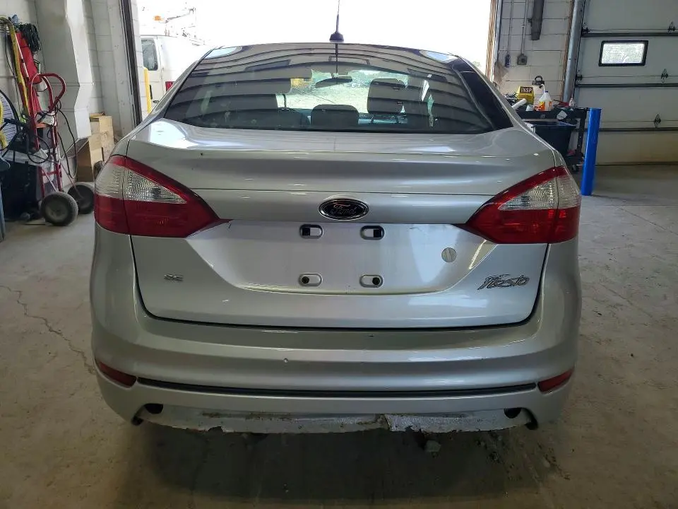 2017 FORD FIESTA SE  
