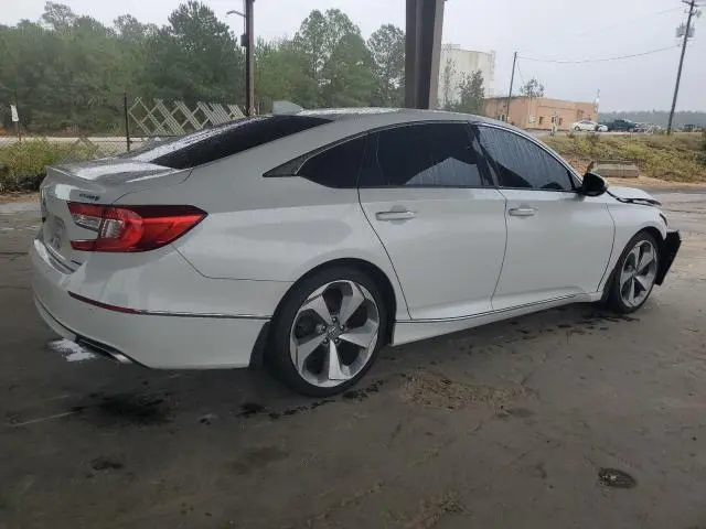 2018 HONDA ACCORD TOURING  