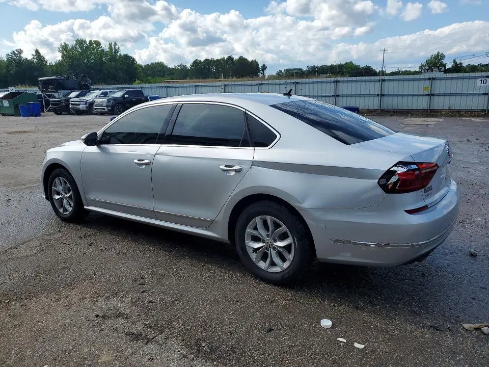 2017 VOLKSWAGEN PASSAT S  