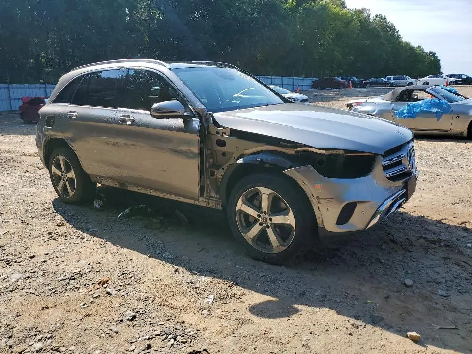 2020 MERCEDES-BENZ GLC 300 4MATIC  