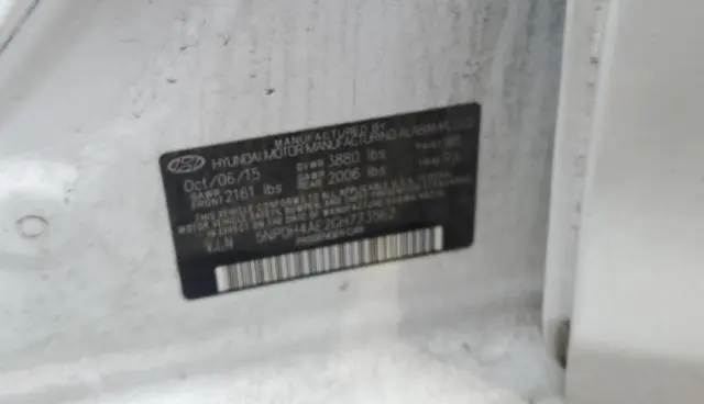 2016 HYUNDAI ELANTRA SE  