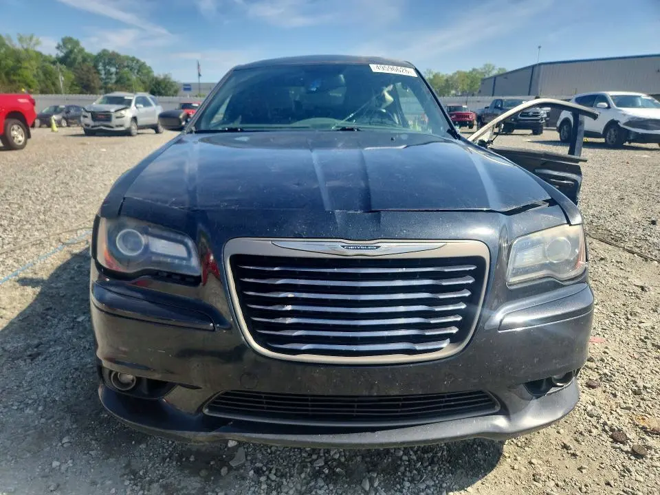 2013 CHRYSLER 300C VARVATOS  