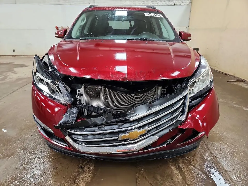 2015 CHEVROLET TRAVERSE LT  