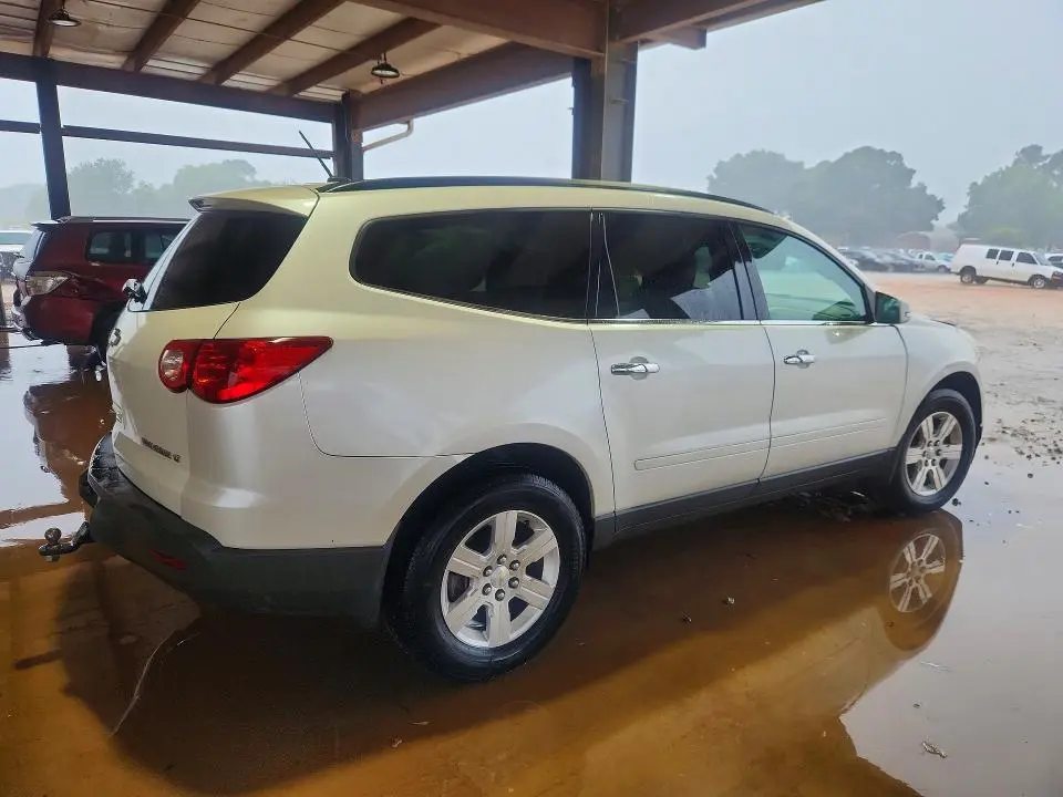 2012 CHEVROLET TRAVERSE LT  
