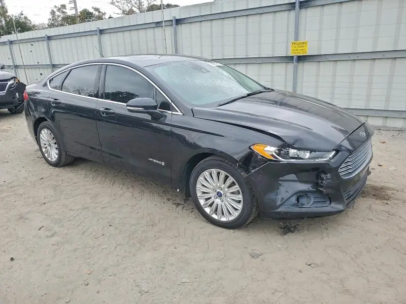 2013 FORD FUSION SE HYBRID  
