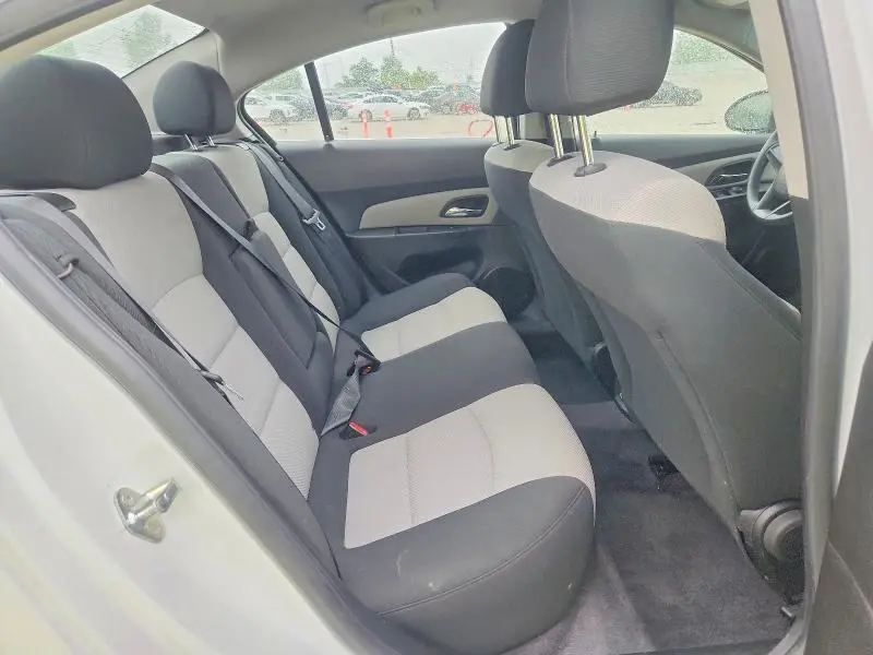 2012 CHEVROLET CRUZE LS  