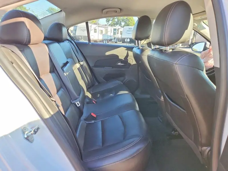 2015 CHEVROLET CRUZE LT  