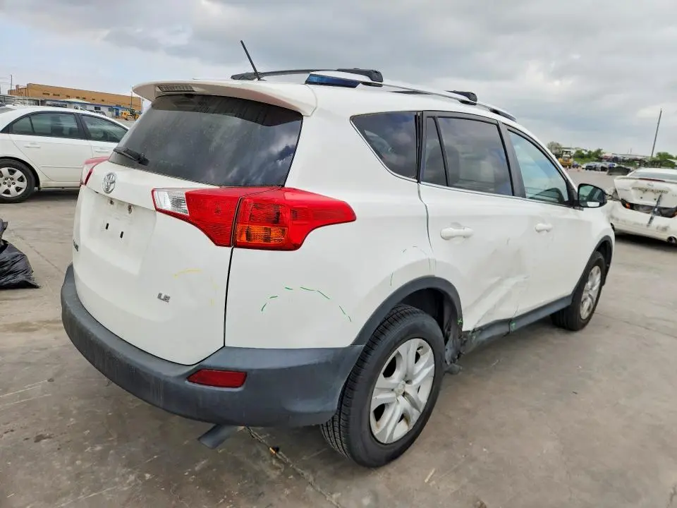 2014 TOYOTA RAV4 LE  