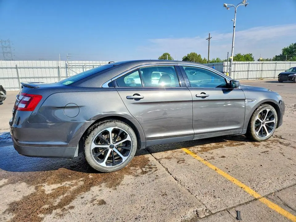 2016 FORD TAURUS SEL  