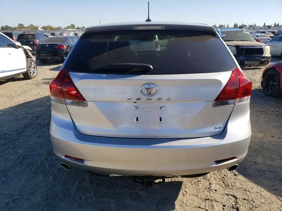 2013 TOYOTA VENZA LE  