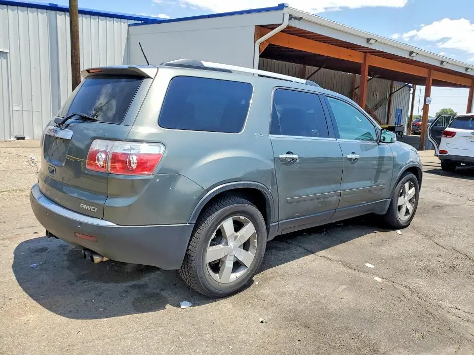 2011 GMC ACADIA SLT-1  