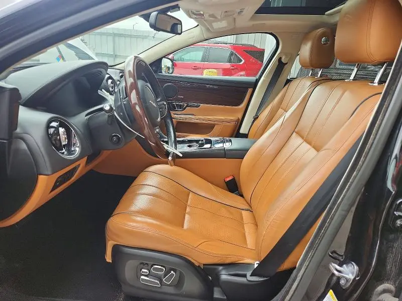 2014 JAGUAR XJL PORTFOLIO  
