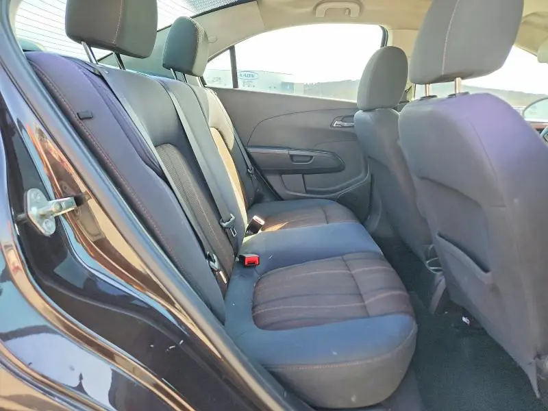 2014 CHEVROLET SONIC LT  