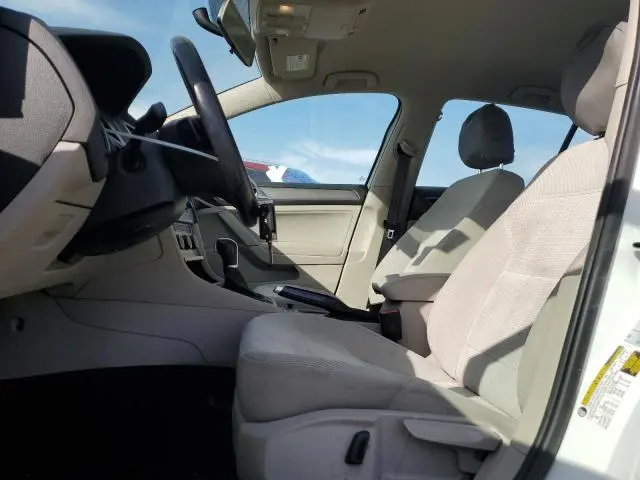 2016 VOLKSWAGEN GOLF S/SE  