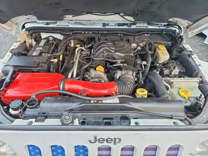 2014 JEEP WRANGLER SAHARA  