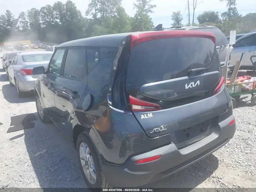 2022 KIA SOUL LX