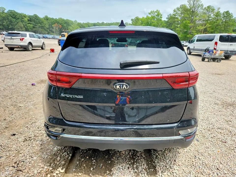 2022 KIA SPORTAGE LX  