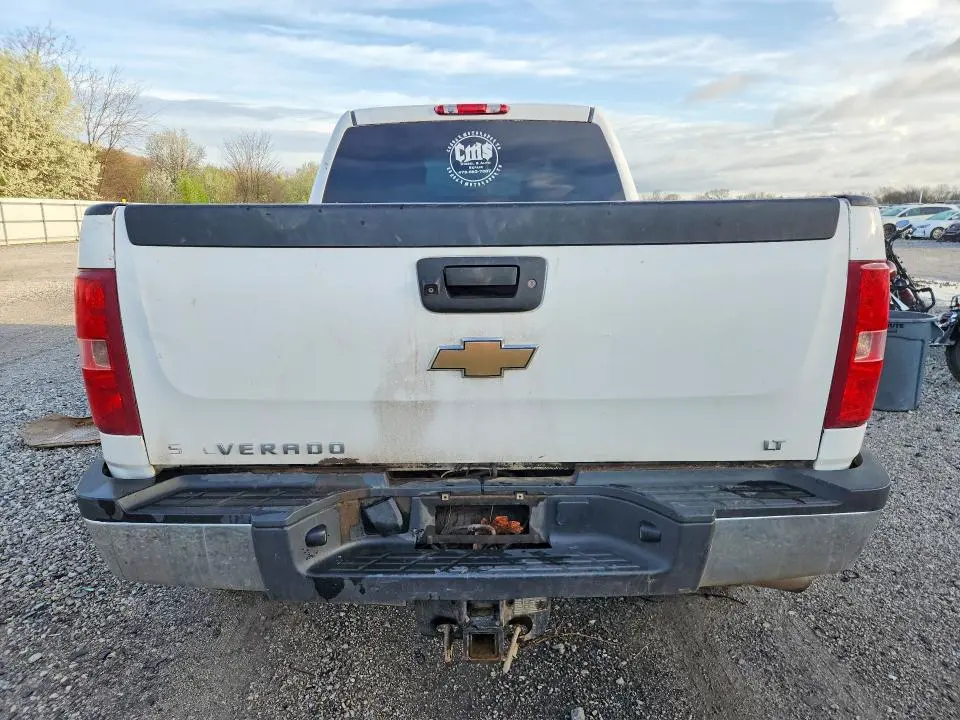 2011 CHEVROLET 2500   