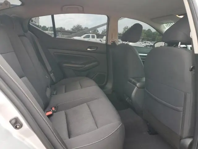 2022 NISSAN ALTIMA SV  