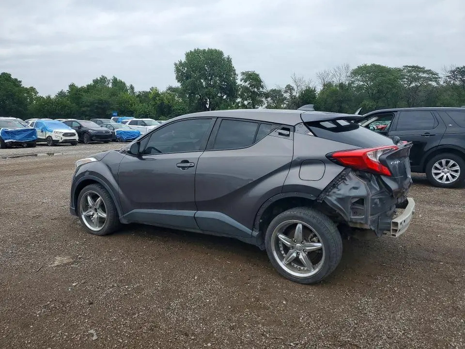 2019 TOYOTA C-HR LE  