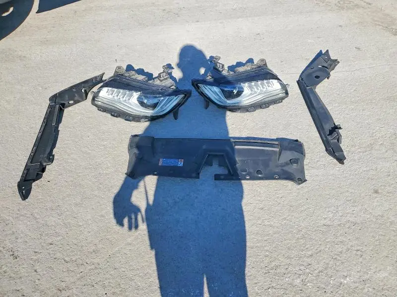 2017 LINCOLN MKZ RESERVE  