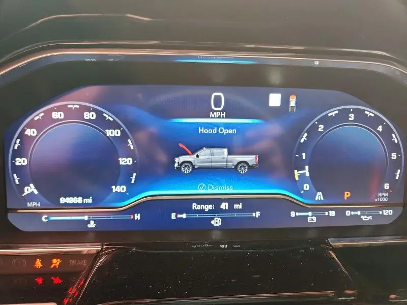 2023 CHEVROLET SILVERADO C1500 LT  
