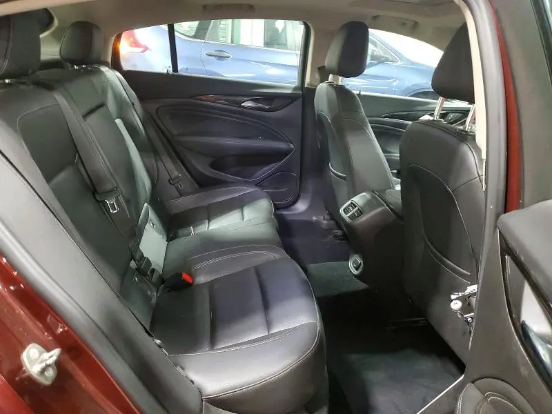 2018 BUICK REGAL ESSENCE  