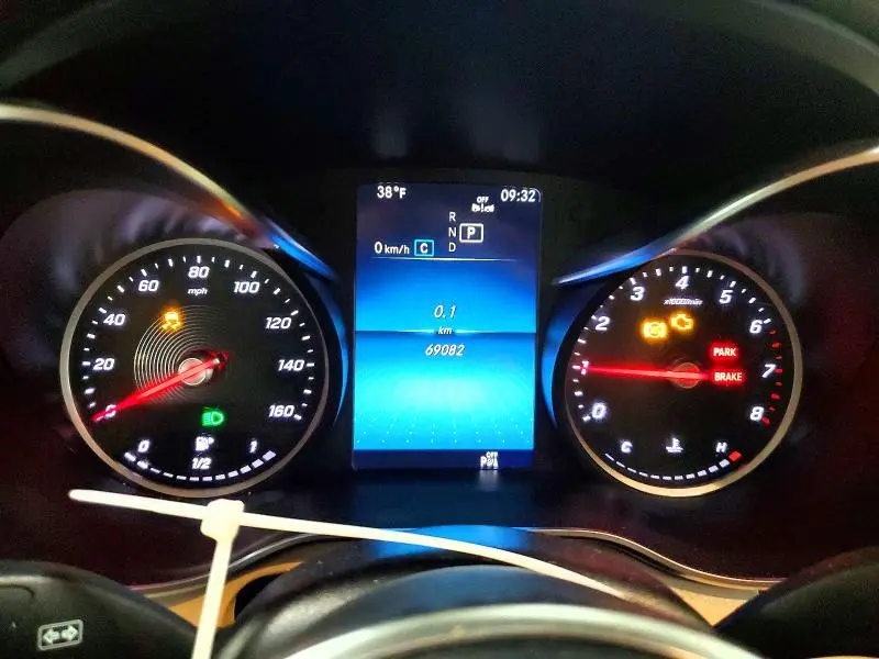 2021 MERCEDES-BENZ GLC 300 4MATIC  