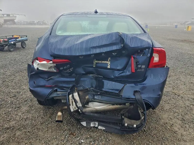 2015 VOLVO S60 PREMIER  