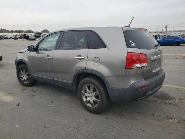 2013 KIA SORENTO LX  