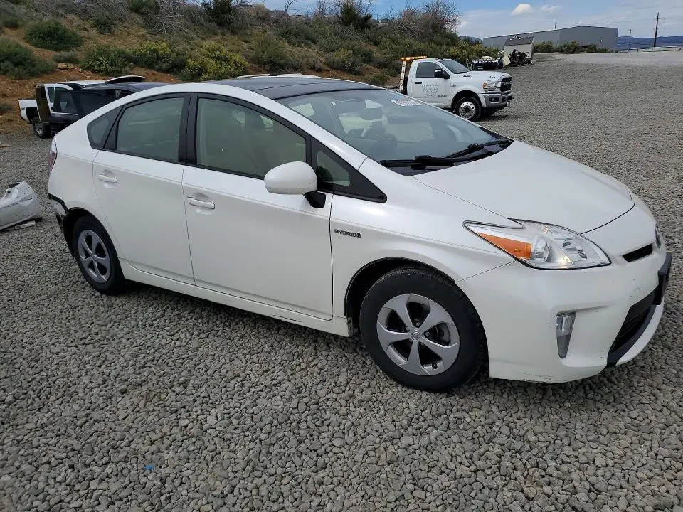 2012 TOYOTA PRIUS THREE  