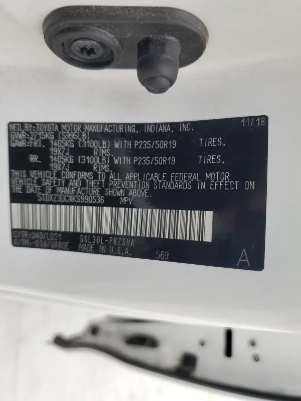 2019 TOYOTA SIENNA SE  