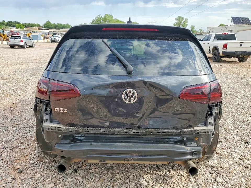 2017 VOLKSWAGEN GTI S  
