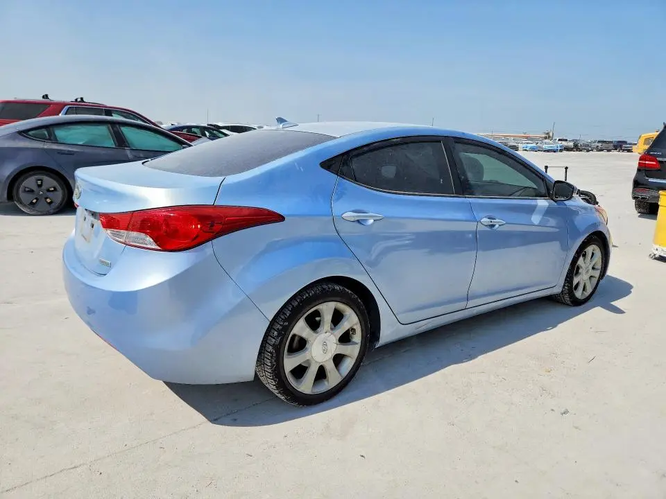 2012 HYUNDAI ELANTRA LIMITED  