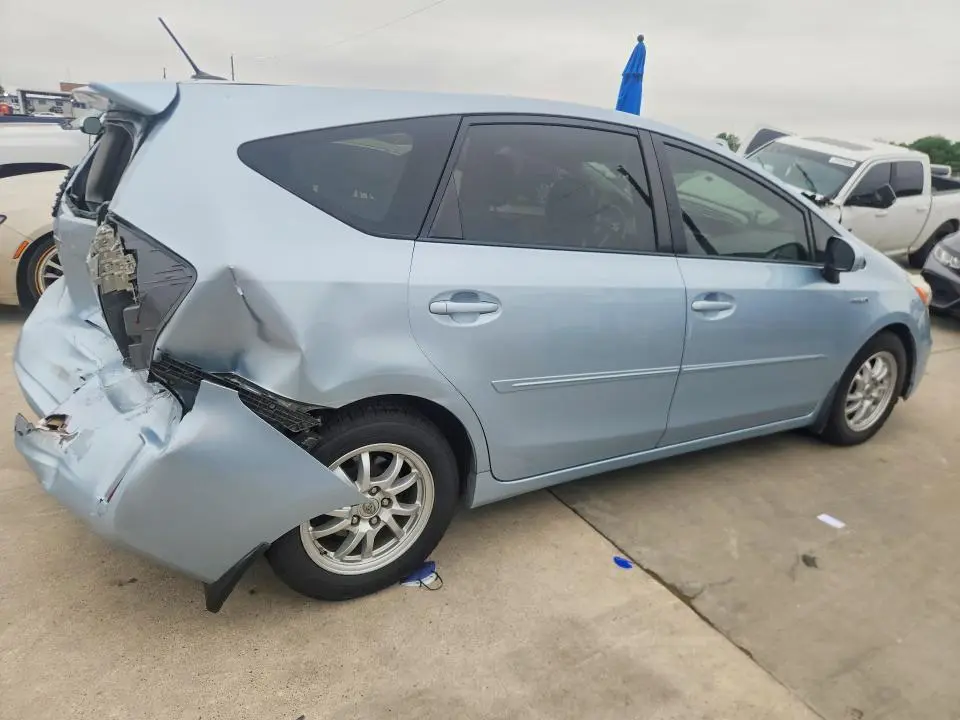 2013 TOYOTA PRIUS V THREE  