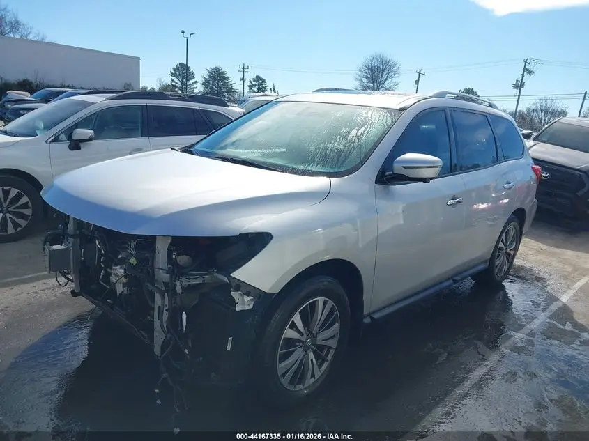 2017 NISSAN PATHFINDER SL