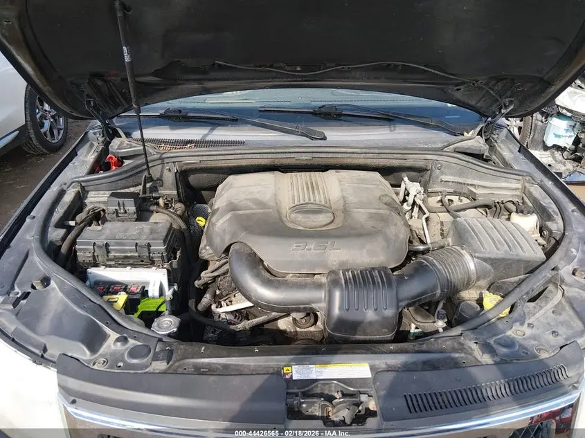 2011 JEEP GRAND CHEROKEE OVERLAND