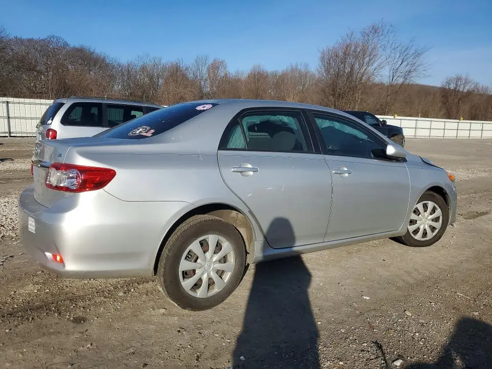2011 TOYOTA COROLLA LE  