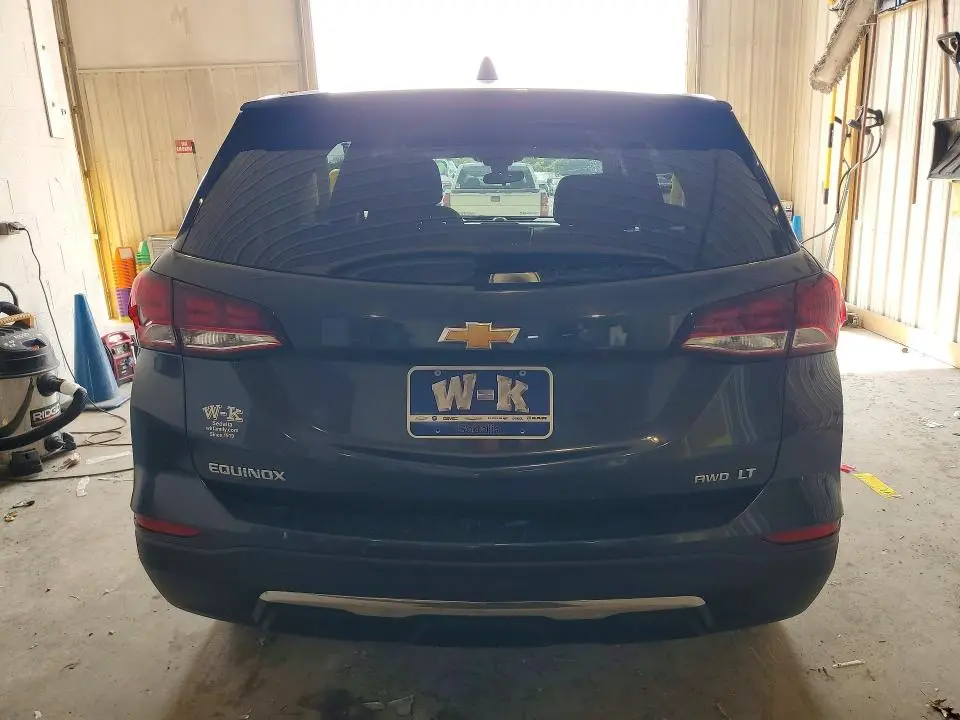 2022 CHEVROLET EQUINOX LT  