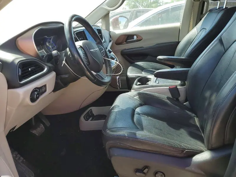 2017 CHRYSLER PACIFICA TOURING L PLUS  