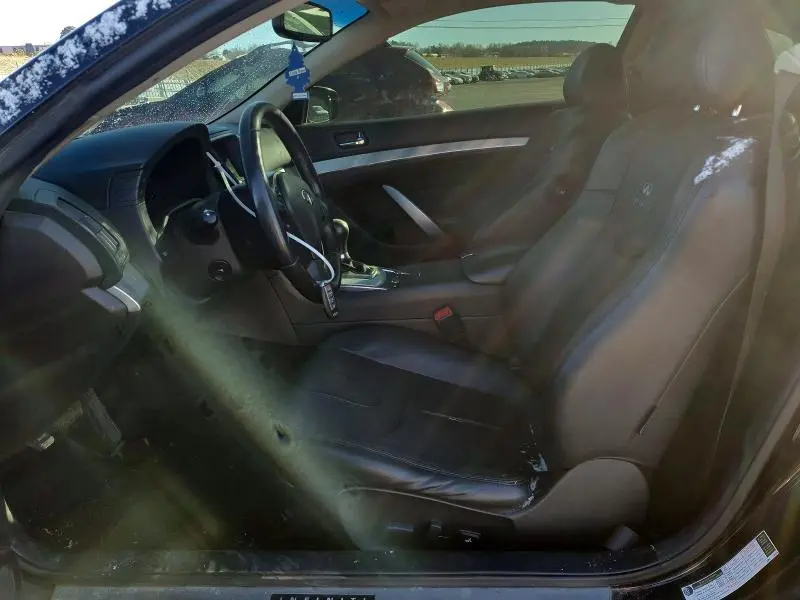 2013 INFINITI G37 JOURNEY  