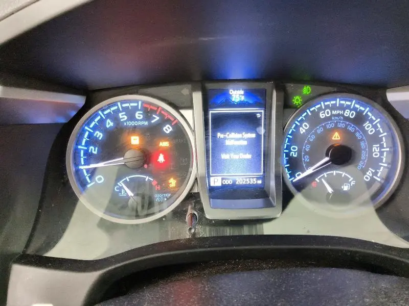2021 TOYOTA TACOMA SR5 V6  