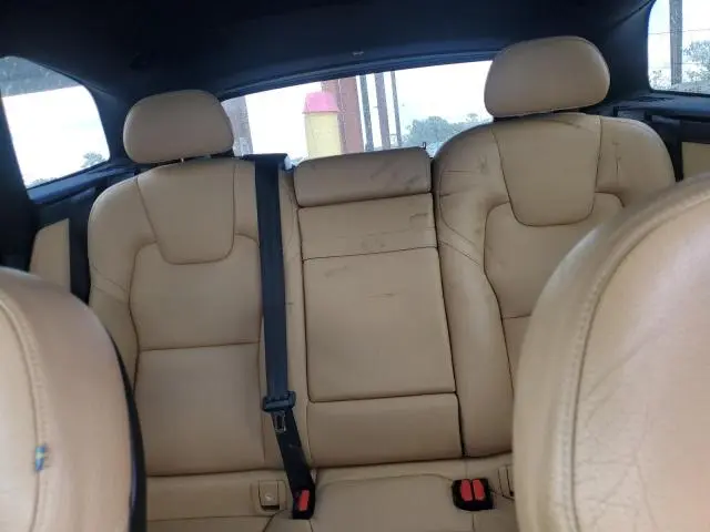 2019 VOLVO XC60 T5 MOMENTUM  