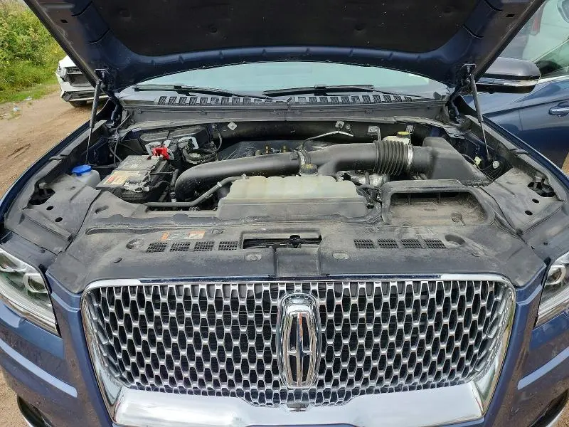 2022 LINCOLN NAVIGATOR   