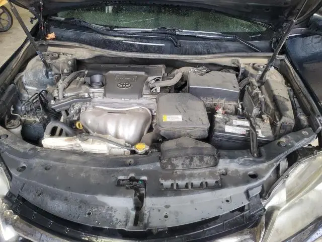 2015 TOYOTA CAMRY LE  