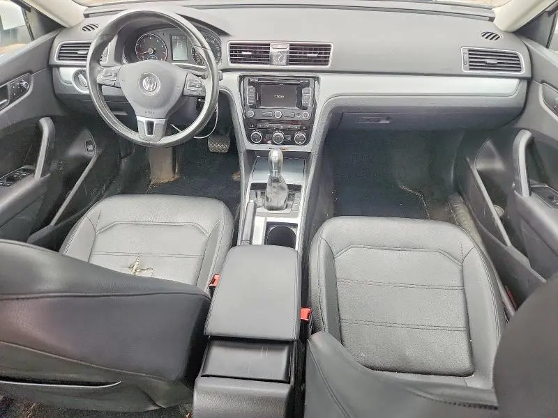 2012 VOLKSWAGEN PASSAT SE  